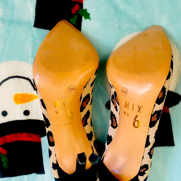 Mix No.6 Leopard Fabric Stiletto with 4inch Heel - Picture 5 of 5